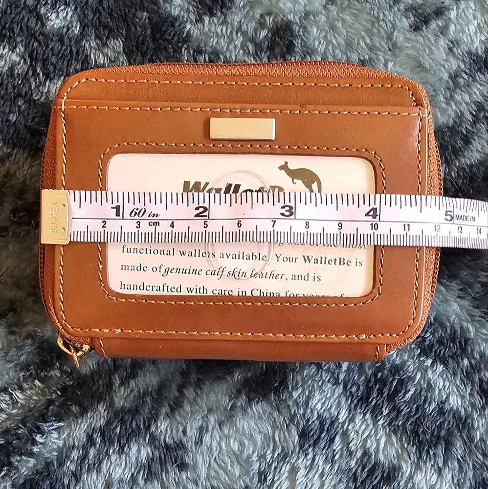 Leather WalletBe wallet with‎ two straps